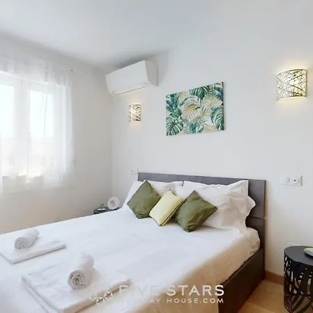 Zhara Five Stars Holiday House - Generale Nice