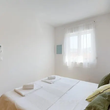 Zhara Five Stars Holiday House - Generale